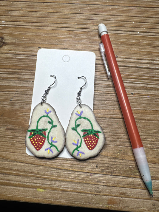 Medium Moose Antler Heart Berry